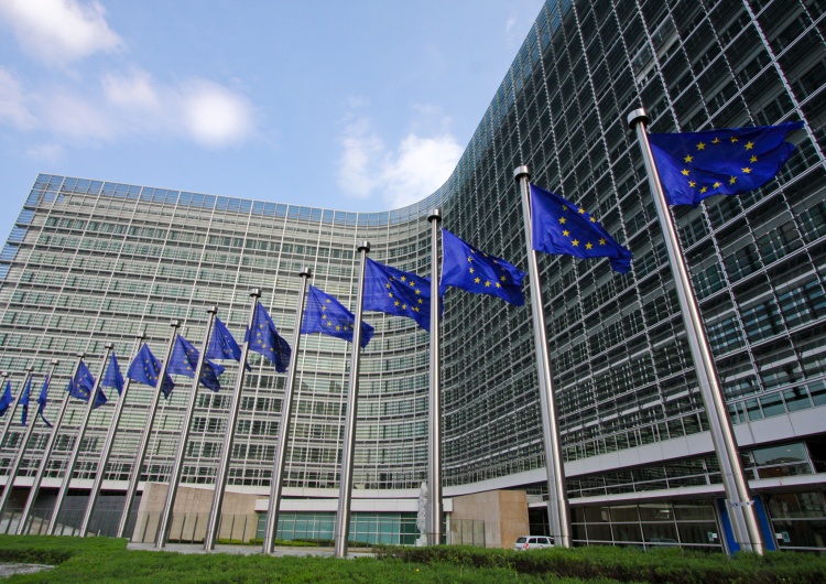  Komisja Europejska chce wydłużyć wiek emerytalny