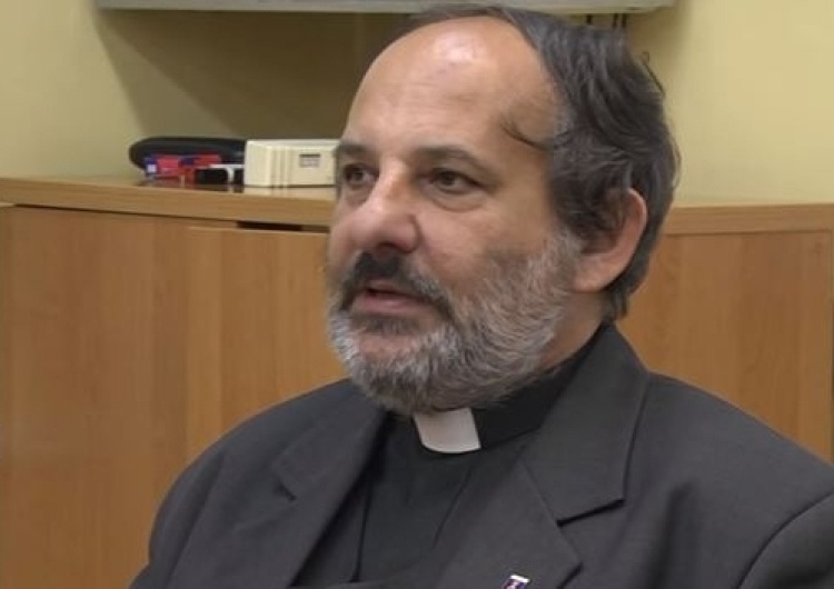 Ks. Isakowicz-Zaleski: Lemański nie ma praw do sutanny, a Tygodnik Powszechny do "katolicki"