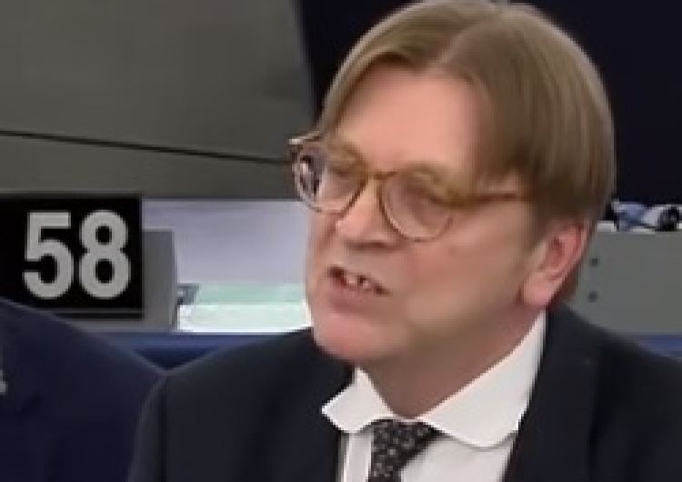  Reduta Dobrego Imienia wystąpiła o "persona non grata" dla Guya Verhofstadta