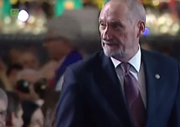 Antoni Macierewicz przypomina o rocznicy śmierci płk. Ryszarda Kuklińskiego