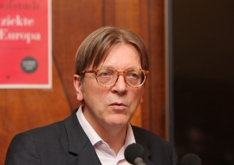  "Rząd PiS stracił poczucie rzeczywistości!" Verhofstadt krytykuje postawę Polski wobec zaleceń KE