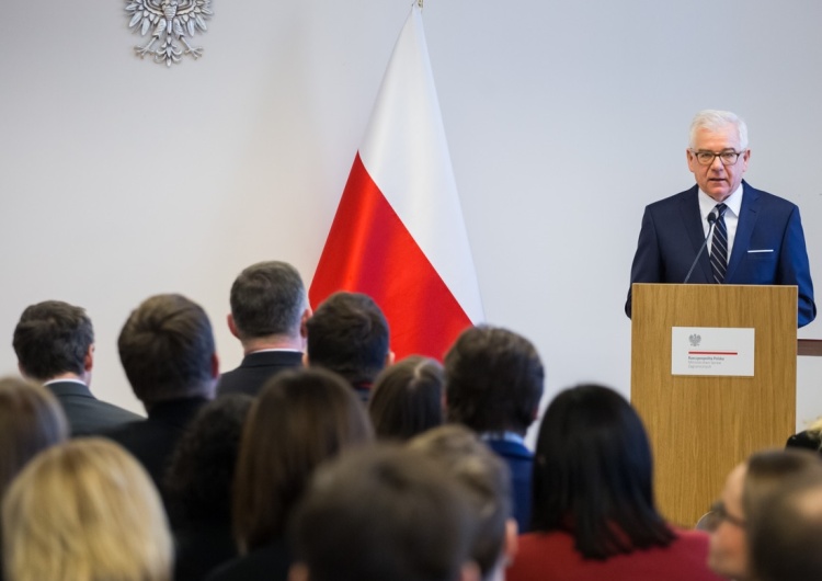  Czaputowicz: Integracja środowisk polonijnych kluczowa dla rządu