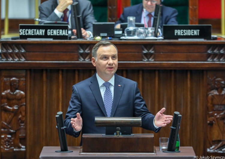 Andrzej Duda: Rosja stwarza zagrożenie dla pokoju i stabilności