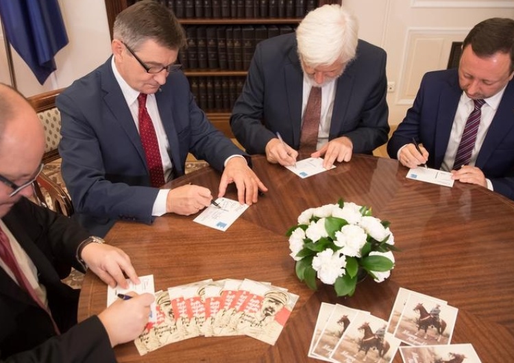 Marszałek Marek Kuchciński zainaugurował dziś w Sejmie akcję „Mamy Niepodległą! 2016”