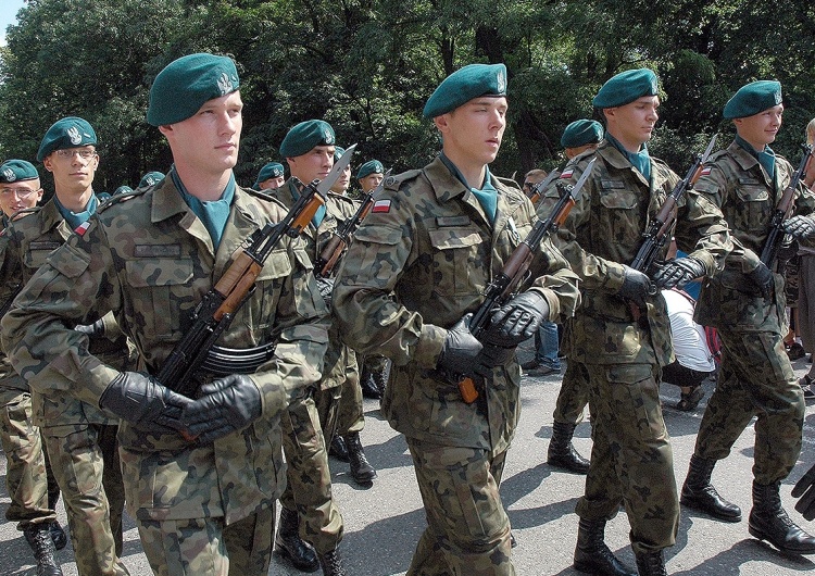  Macierewicz: Wojska Obrony Terytorialnej będą piątym elementem sił zbrojnych kraju