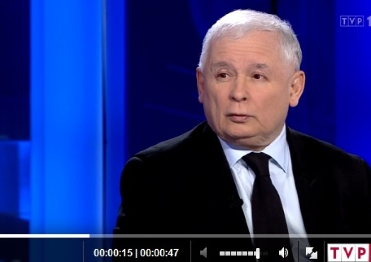 zrzut ekranu Jarosław Kaczyński: Pojutrze będę po raz drugi na pogrzebie mojego brata i mojej bratowej. To konieczność