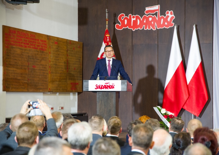  Premier wziął udział w posiedzeniu Zarządu Regionu Gdańskiego NSZZ "S" w Sali BHP
