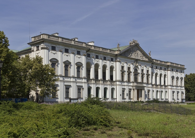 Pałac Krasińskich, siedziba zbiorów specjalnych Biblioteki Narodowej Na 100-lecie Niepodległości skompletujmy zbiory Biblioteki Narodowej!
