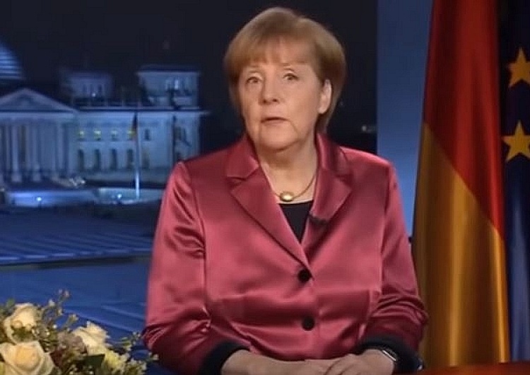  Die Welt: Merkel zaapelowała o rezygnację z narodowej niezależności i przekazanie swych kompetencji UE
