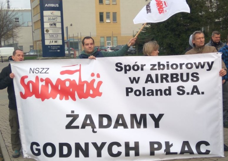 Pracownicy Airbusa szykują się do strajku ostrzegawczego