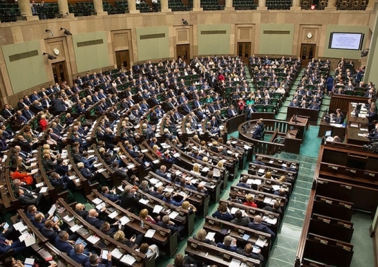  CBOS: Ocena działalności Sejmu najwyższa od 2001 roku