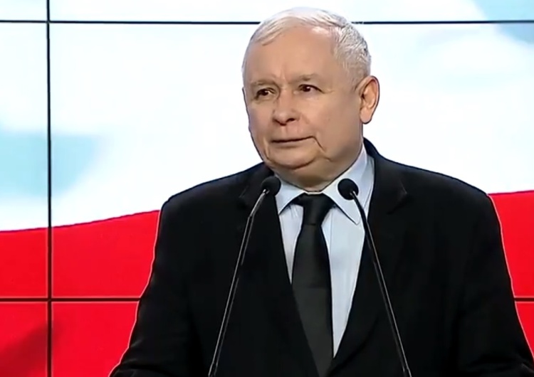 Powstaną przepisy regulujące loty służbowe. Jarosław Kaczyński wkracza do akcji po aferze z marszałkiem