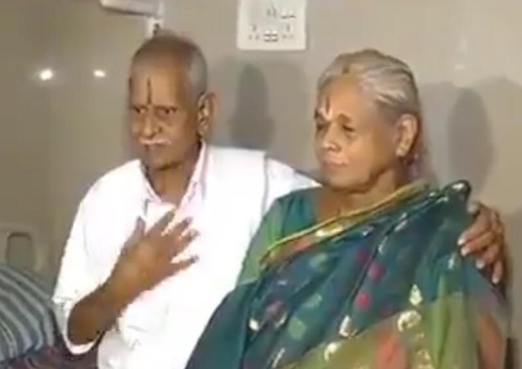  [video] Indie: 74-latka urodziła bliźnięta