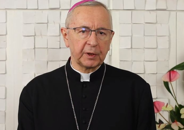  Przewodniczący Episkopatu: "To święto zachęca nas, byśmy skierowali wzrok ku niebu"