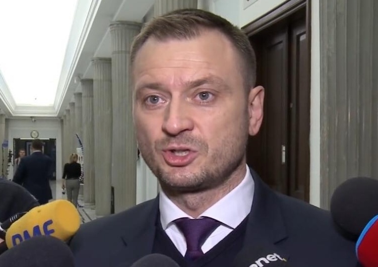 Zamieszanie w Sejmie. Poseł Nitras zarzuca PiS lepsze traktowanie. Jak jest naprawdę?