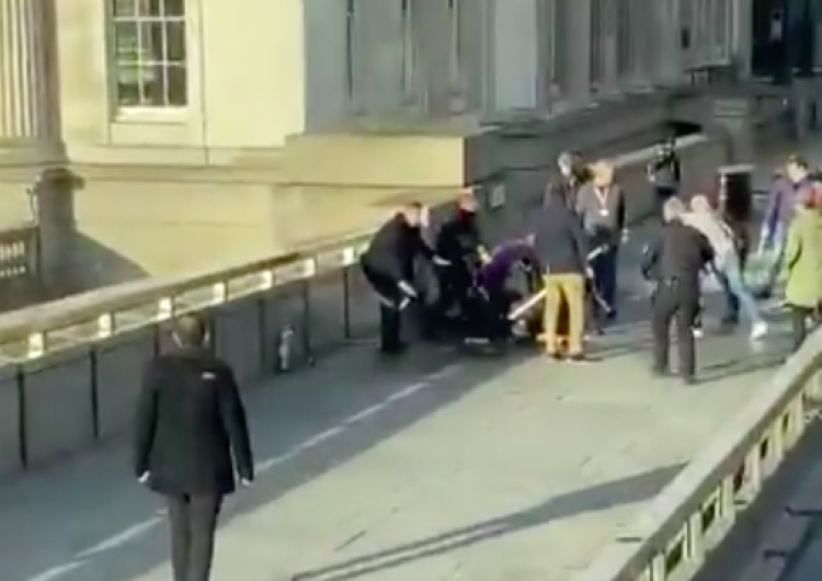  [video] Atak w Londynie. Mężczyzna, który próbował obezwładnić terrorystę to… Polak