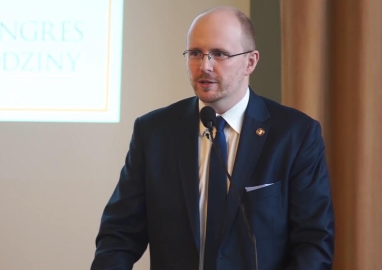 Mec. Kwaśniewski: Kolejny raz skandynawscy urzędnicy próbują pojmać dzieci na terytorium Polski