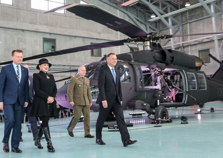 Wojska Specjalne otrzymały cztery nowoczesne śmigłowce Black Hawk