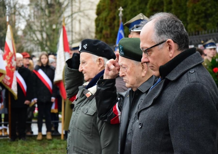 Urząd ds. Kombatantów i Osób Represjonowanych Warszawa pamięta. 76. rocznica zamachu na Franza Kutscherę