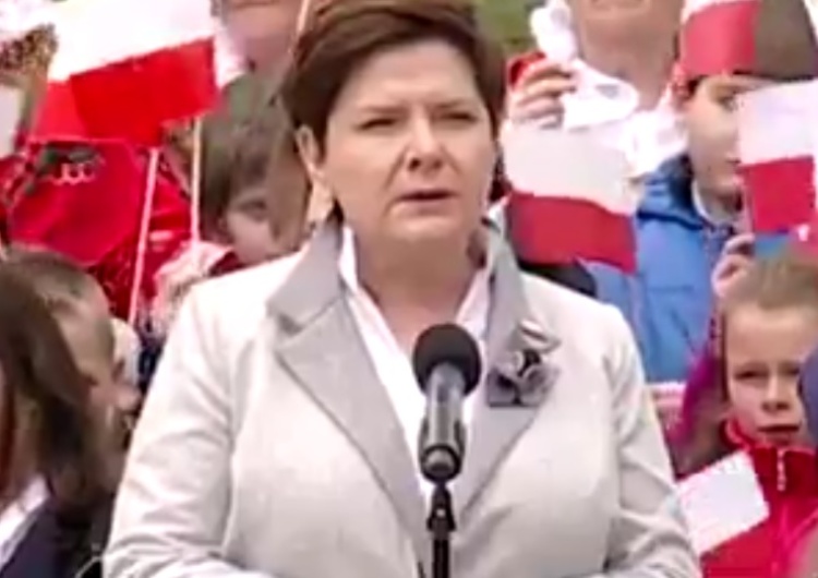 Beata Szydło o kolejnym artykule Super Expressu: To jest stalking