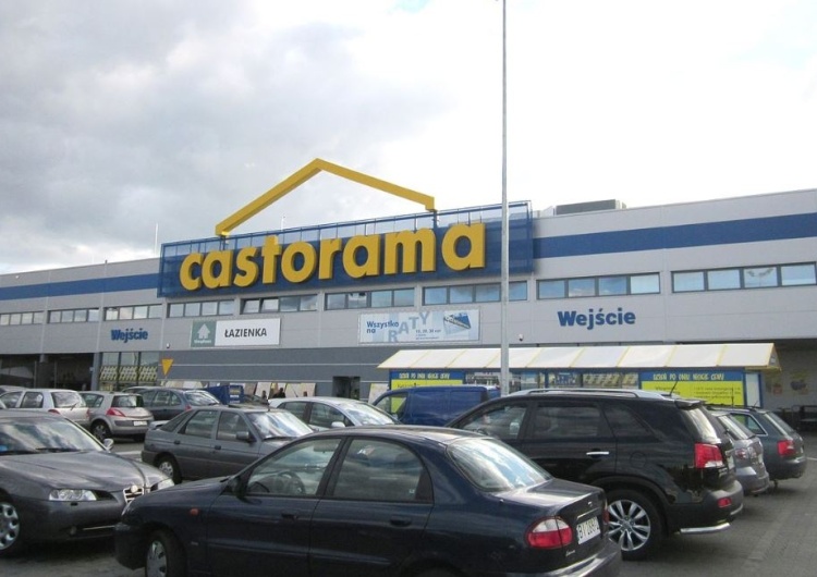 Castorama funkcjonuje jako "apteka dla domu", sporo ludzi w sklepach. Związkowcy "S" apelują do rządu