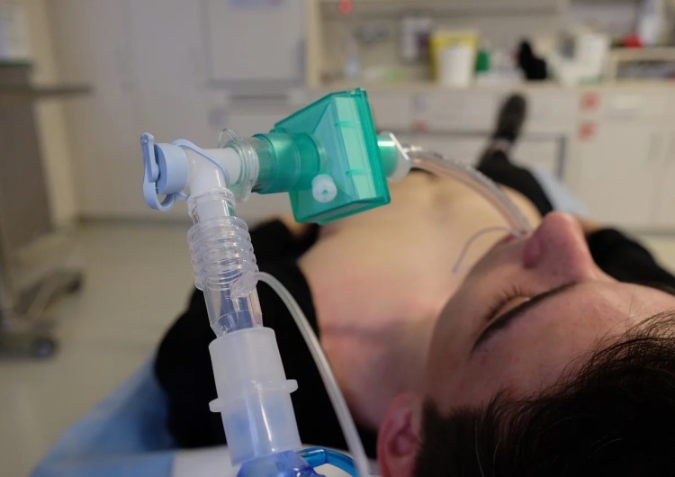Turcja zarekwirowała 150 respiratorów zakupionych przez Hiszpanię