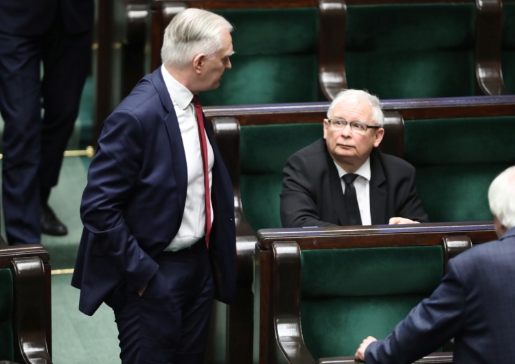 [video] Napięte relacje Gowin-Kaczyński.Szef Porozumienia chciał rozmawiać; reakcja prezesa mówi wszystko
