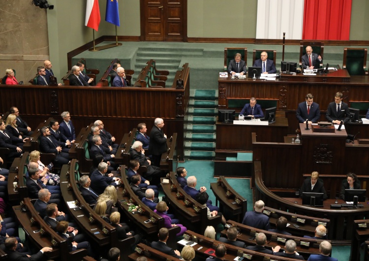 Sejm rozpoczął posiedzenie. Dziś w planie m.in. obywatelskie projekty "Zatrzymaj aborcję" i "STOP 447"