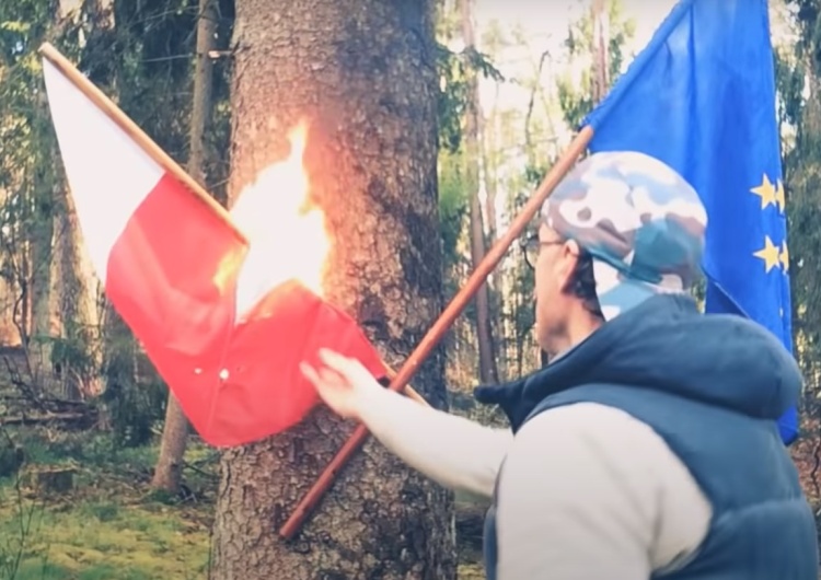  [video] Święto flagi. Działacz LGBT spalił polską flagę