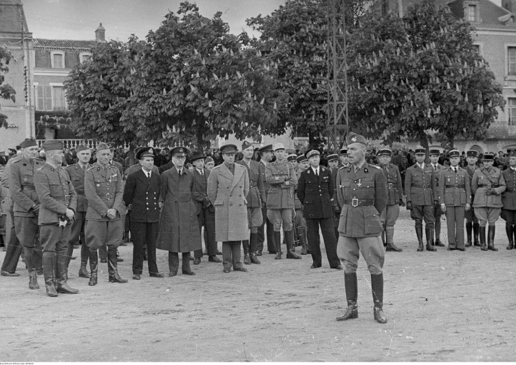  Losy polskich żołnierzy wycofujących się z Francji do Szwajcarii podczas II WŚ