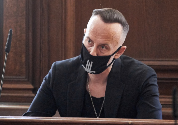 Adam Warżawa Gdańsk: Nergal stanął przed sądem. Oskarżony jest o znieważenie godła Polski