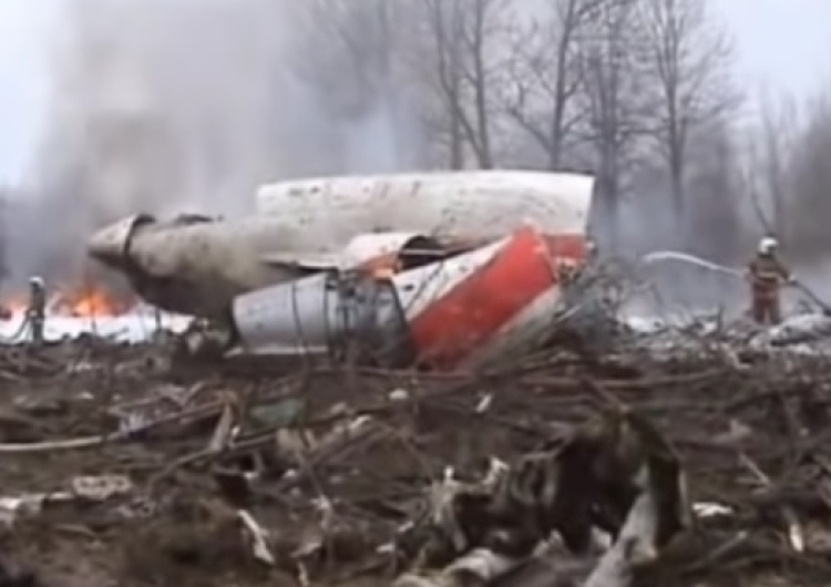 Screen Podkomisja smoleńska: w Tu-154M doszło do dwóch wybuchów: na lewym skrzydle i w centropłacie