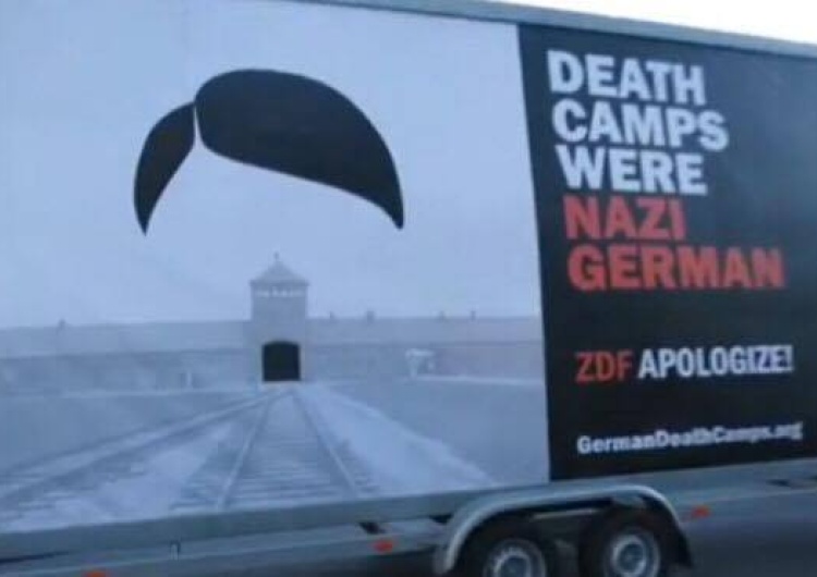Niemcy zarzucają Polakom bezprawne wykorzystanie wizerunku Hitlera #GermanDeathCamps
