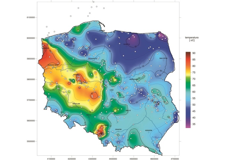 mapa gęstości ziemskiego strumienia cieplnego dla obszaru Polski Polska jednym z najbogatszych krajów Europy. 80 proc. terytorium kraju leży w zasięgu wód geotermalnych