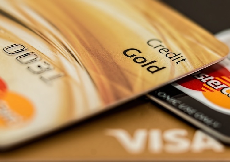  Polacy nie chca już kart kredytowych? Dlaczego?