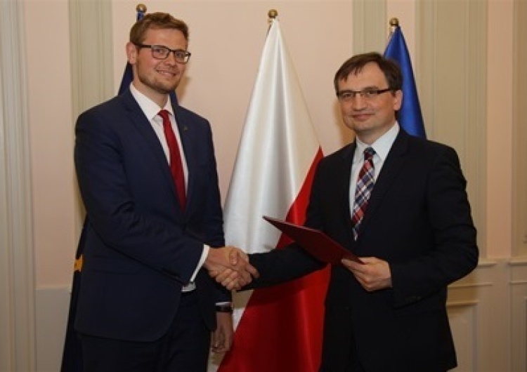 Minister Sprawiedliwości zaskarżył do TK przepis pozwalający wnieść kasację wobec ułaskawionego