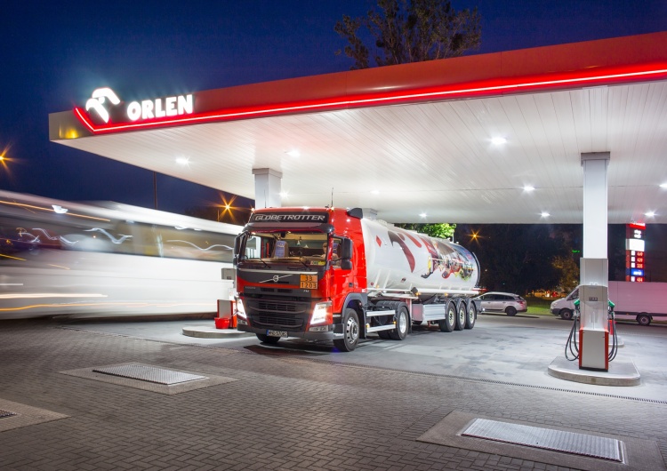 Укрнафта та Orlen заключили контракт на імпорт нафтопродуктів