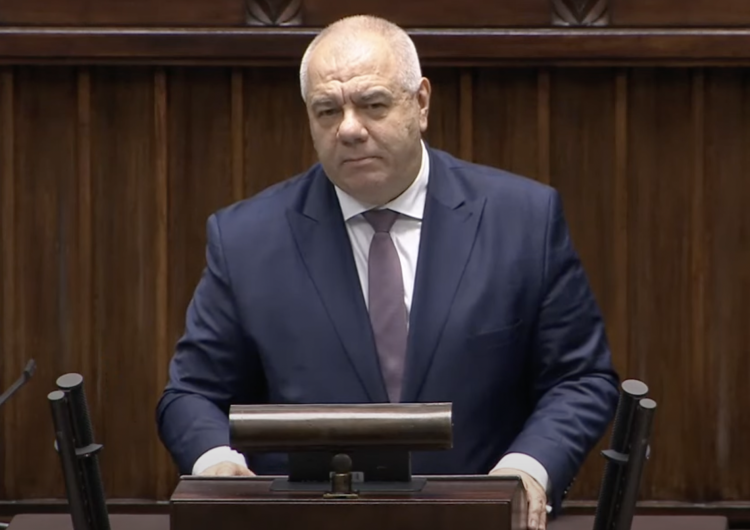 Jacek Sasin Sasin: Polska zbudowała swoją niezależność energetyczną od Rosji. Ani jeden procent ropy i gazu nie trafia z Rosji