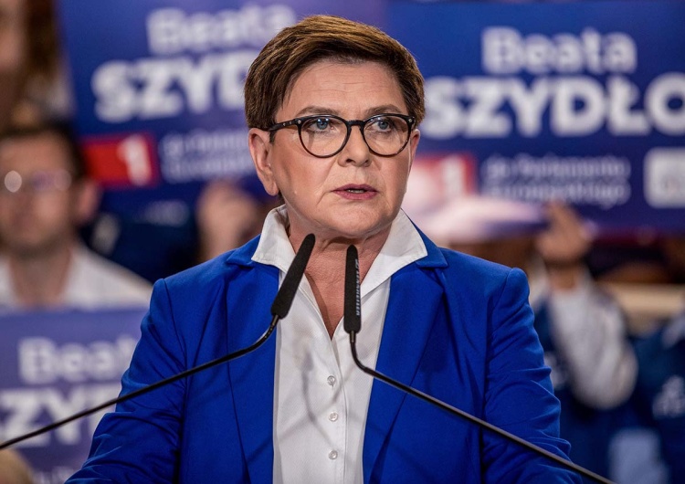 Policja wpadła do posiadłości Reyndersa. Beata Szydło nie przebierała w słowach