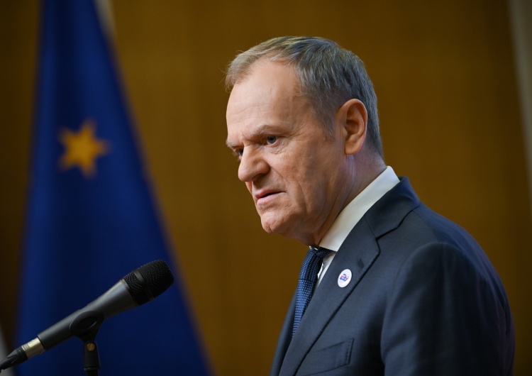 Tusk skomentował udzielenie azylu Marcinowi Romanowskiemu