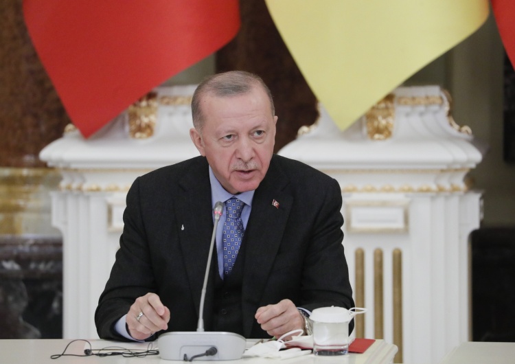 Recep Erdogan Handlarz bronią zatrzymany! Turecki wywiad odnalazł człowieka, który ujawnił tajemnice rządu Turcji