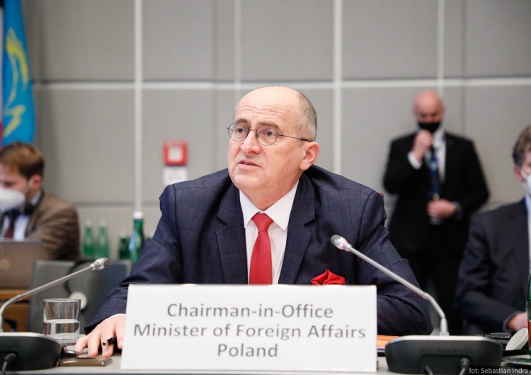 Minister Zbigniew Rau leci do Moskwy. Spotka się z Ławrowem