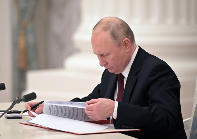 Władimir Putin Putin traci kontakt z rzeczywistością? Tak twierdzą brytyjskie media
