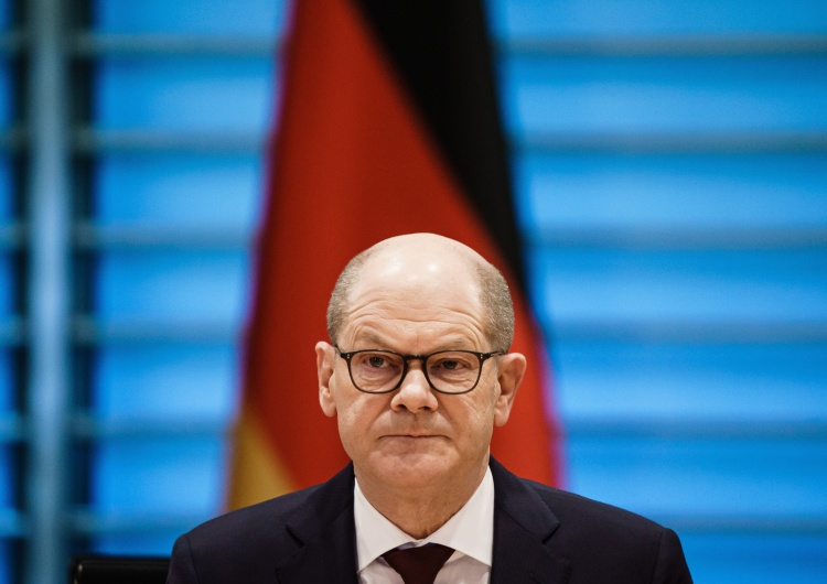 Kanclerz Niemiec Olaf Scholz Niemcy dalej będą polegać na imporcie energii z Rosji. Scholz: 