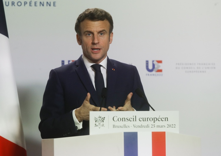 Emmanuel Macron Francja ma wspólnie z Grecją i Turcją przeprowadzić misję humanitarną na Ukrainie