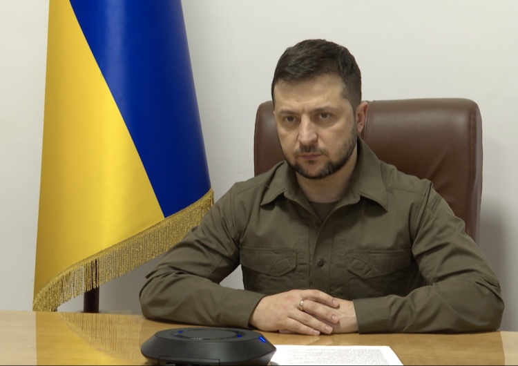 Wołodymyr Zelenski Prezydent Zełeński podpisał ustawę penalizującą ujawnianie ukraińskich pozycji