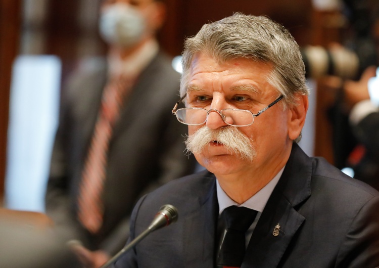 Laszlo Kover Przewodniczący węgierskiego parlamentu: Solidaryzuję się z Ukraińcami