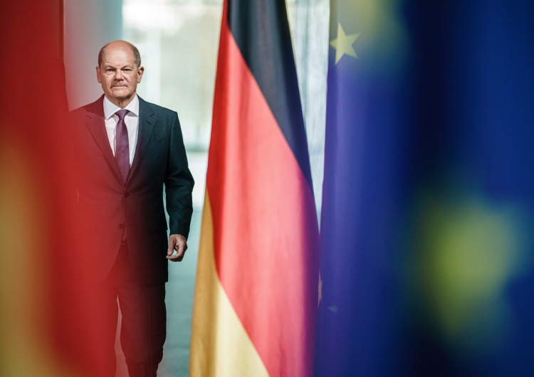 Kanclerz Niemiec Olaf Scholz Niemiecka prasa: Niemcy zrobiły z siebie pośmiewisko