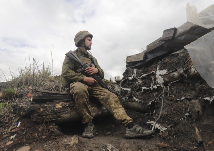 Ukraiński żołnierz Ukraińskie władze: Nasze wojska wyzwoliły trzy miejscowości w obwodzie charkowskim