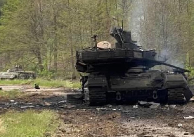 Zniszczony rosyjski najnowszy czołg T-90 M 
